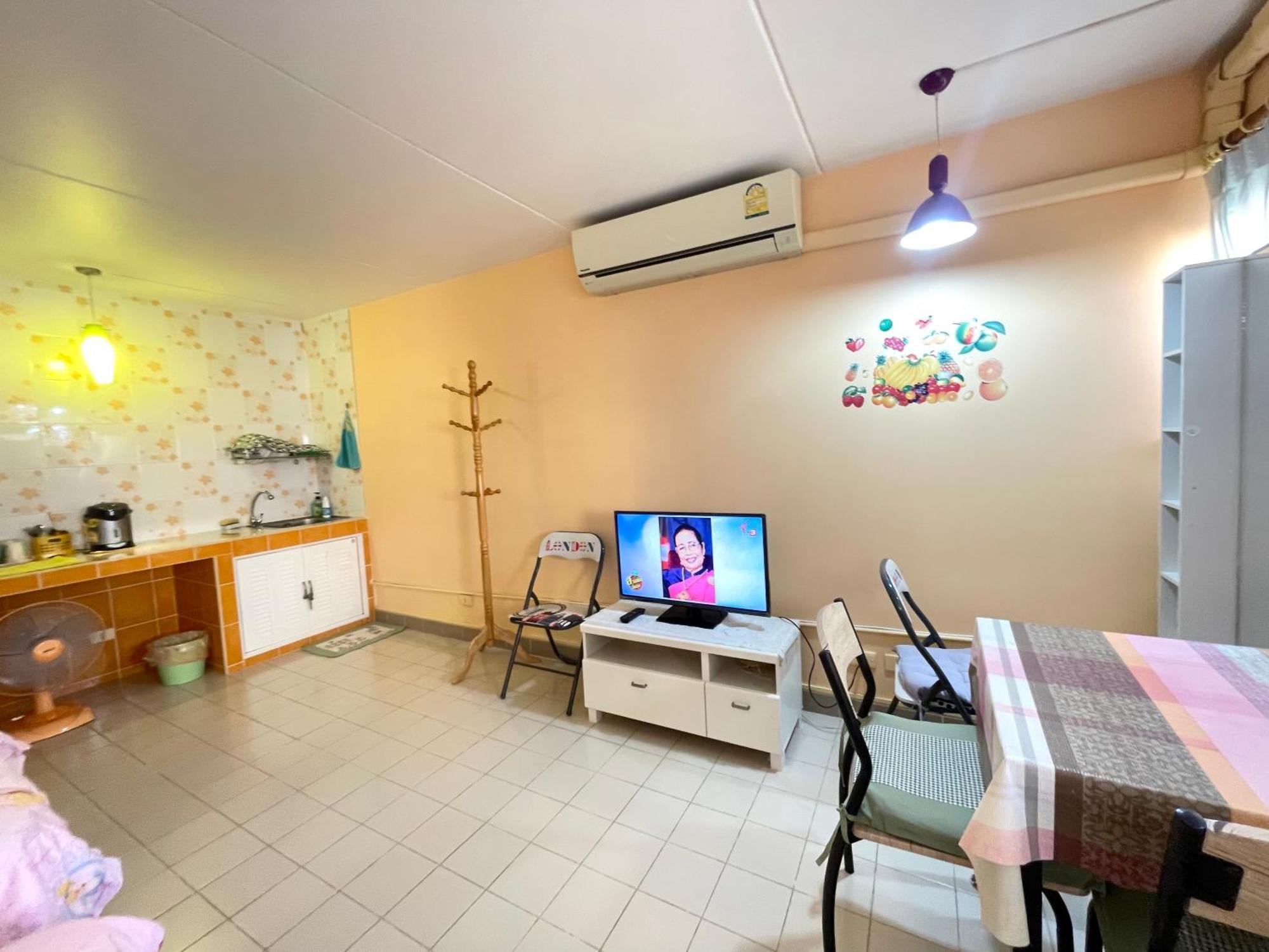 Lively Popular C3-C9 Impact Apartment Nonthaburi Exterior foto
